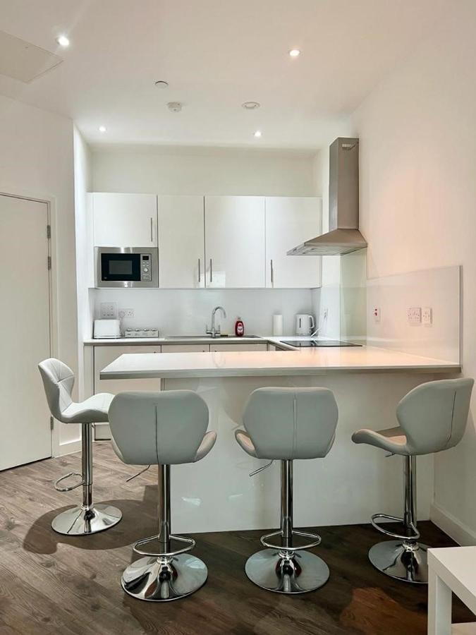 Immaculate Flat In West Croydon Apartment Екстериор снимка