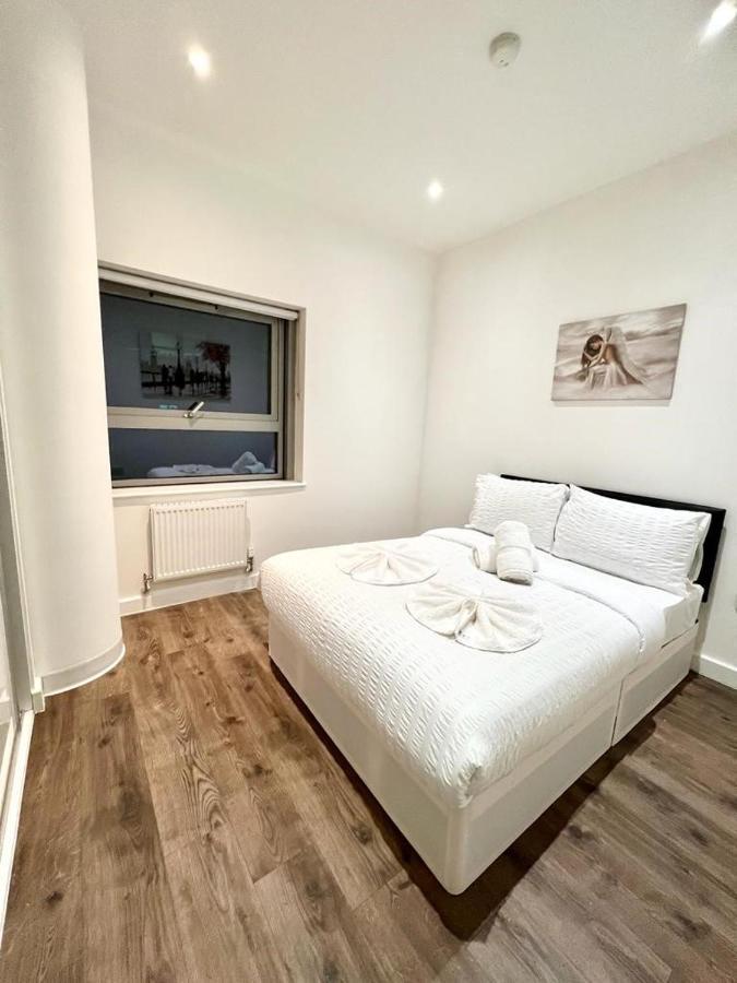 Immaculate Flat In West Croydon Apartment Екстериор снимка