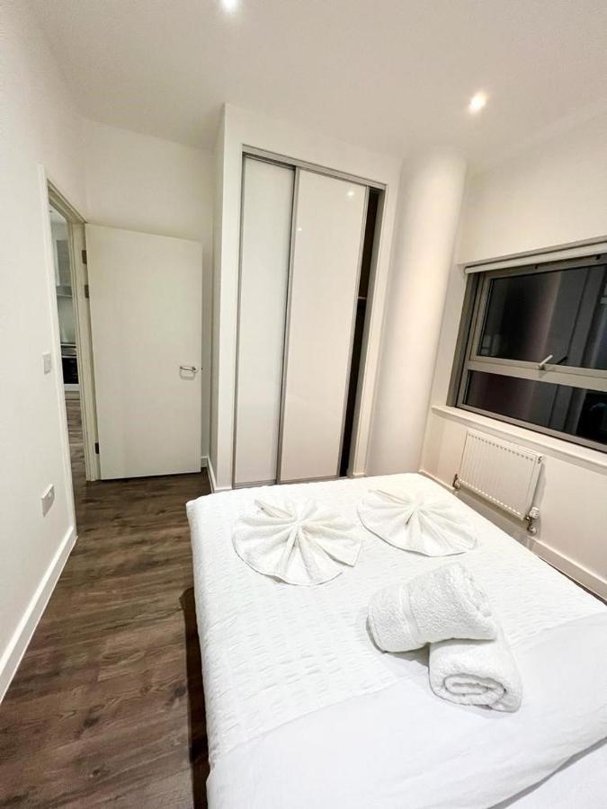 Immaculate Flat In West Croydon Apartment Екстериор снимка